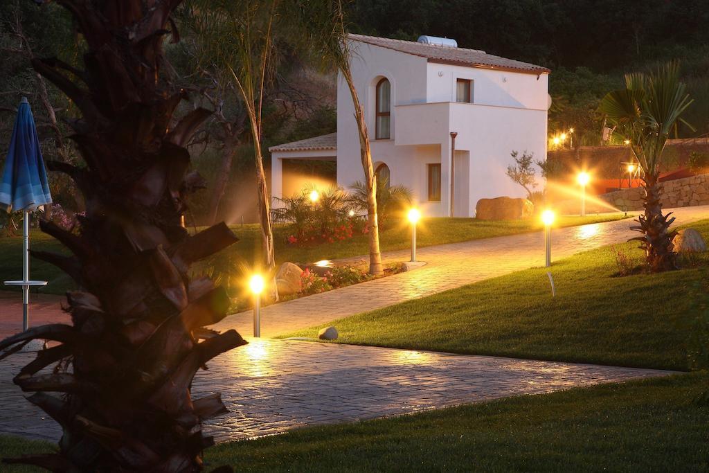Cefalu In Casa الغرفة الصورة